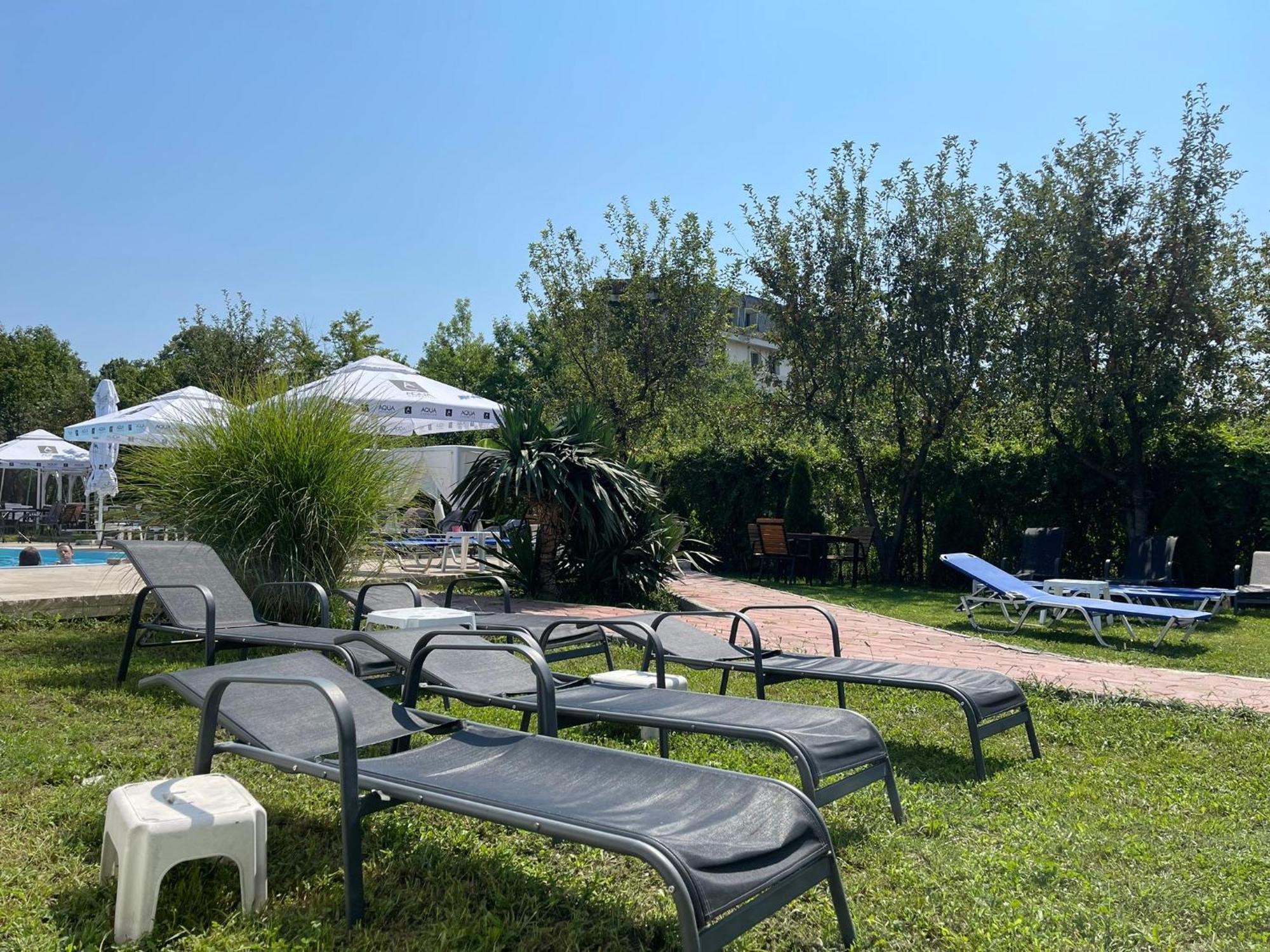 Elgringo Clisura Dunarii Moldova Noua Buitenkant foto